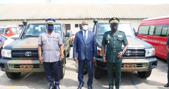 cote-divoire-remise-de-vehicules-aux-faci-tene-birahima-annonce-des-distinctions-aux-soldats